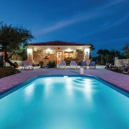 Holiday home House Luka *