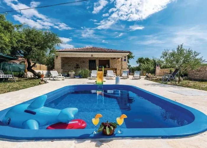 House Luka *